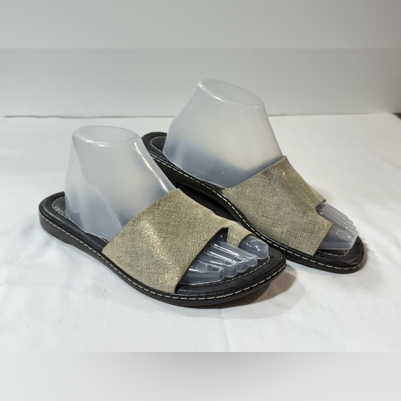 DONALD J. PLINER Beige with Gold toe ring sandals size 8.5 - Picture 7 of 8